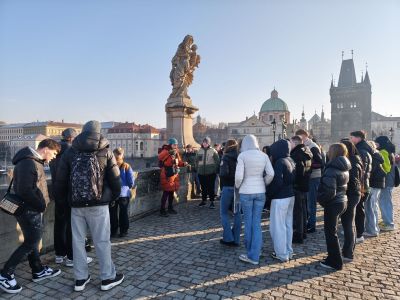 10b_praha_hrave-charles-bridge