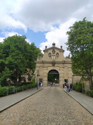 praha-hrave_brany_vysehrad-02_leopoldova_brana